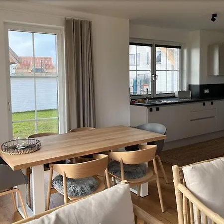 펜션 Happy Place Ruegen Comfortable *