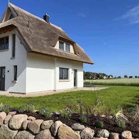 Happy Place Ruegen Comfortable * Lancken